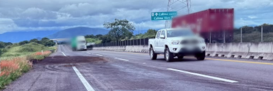 GN_Carreteras's tweet photo. #ViaLibre en #Jalisco tras #Vehiculoincendiado cerca del Km 091+500 de la carretera Acatlán de Juárez - Colima. Maneje con precaución. https://t.co/GpNQsJ2s7Y