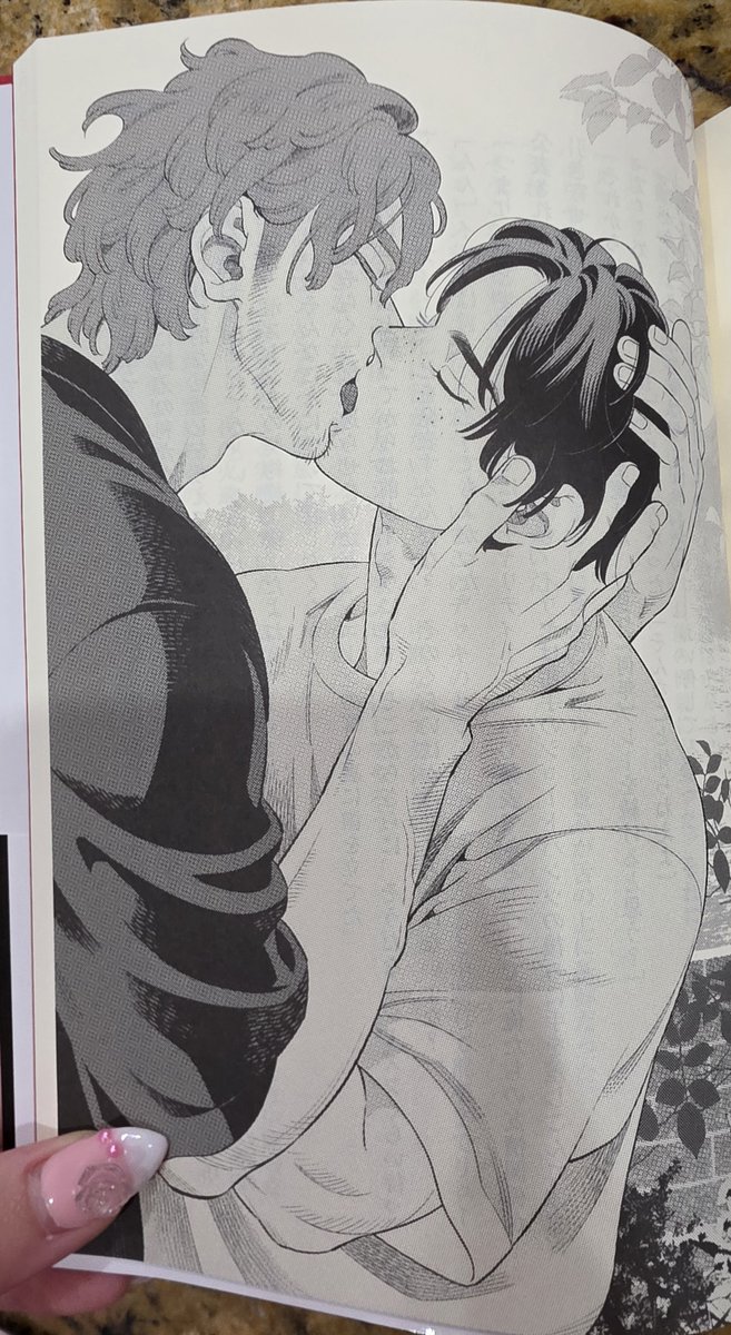 shaneholIanders's tweet photo. my heated rivalry jpn ver came home 😭😭 multiple art panels i'm in TEARS they're my babies 😭😭😭 https://t.co/jlmZvVoWwN