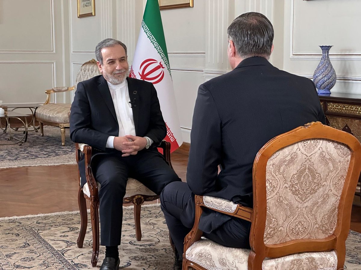 MarioNawfal's tweet photo. 🇺🇸🇮🇷🇶🇦 SURPRISE! The U.S., and Iran made little progress this week during Qatari mediation, with both sides consistently contradicting each other.

Sources say the deadlock raises the chance of renewed fighting; U.S. officials think Trump may resume major combat after the midterms.

Qatar’s Ali al-Thawadi met Iran’s Abbas Araghchi in New York to discuss a two-page plan on the U.S. blockade and nuclear concessions, then met with Jared Kushner and briefly with JD Vance in Washington.

Morning U.S. briefings called talks “positive” and said Trump might offer sanctions relief. Hours later, Trump posted that he offered nothing.

Talks remain stuck… Iran wants a return to the June deal first.

RINSE and REPEAT!

Source: @BarakRavid via Axios / Writer: Jamie