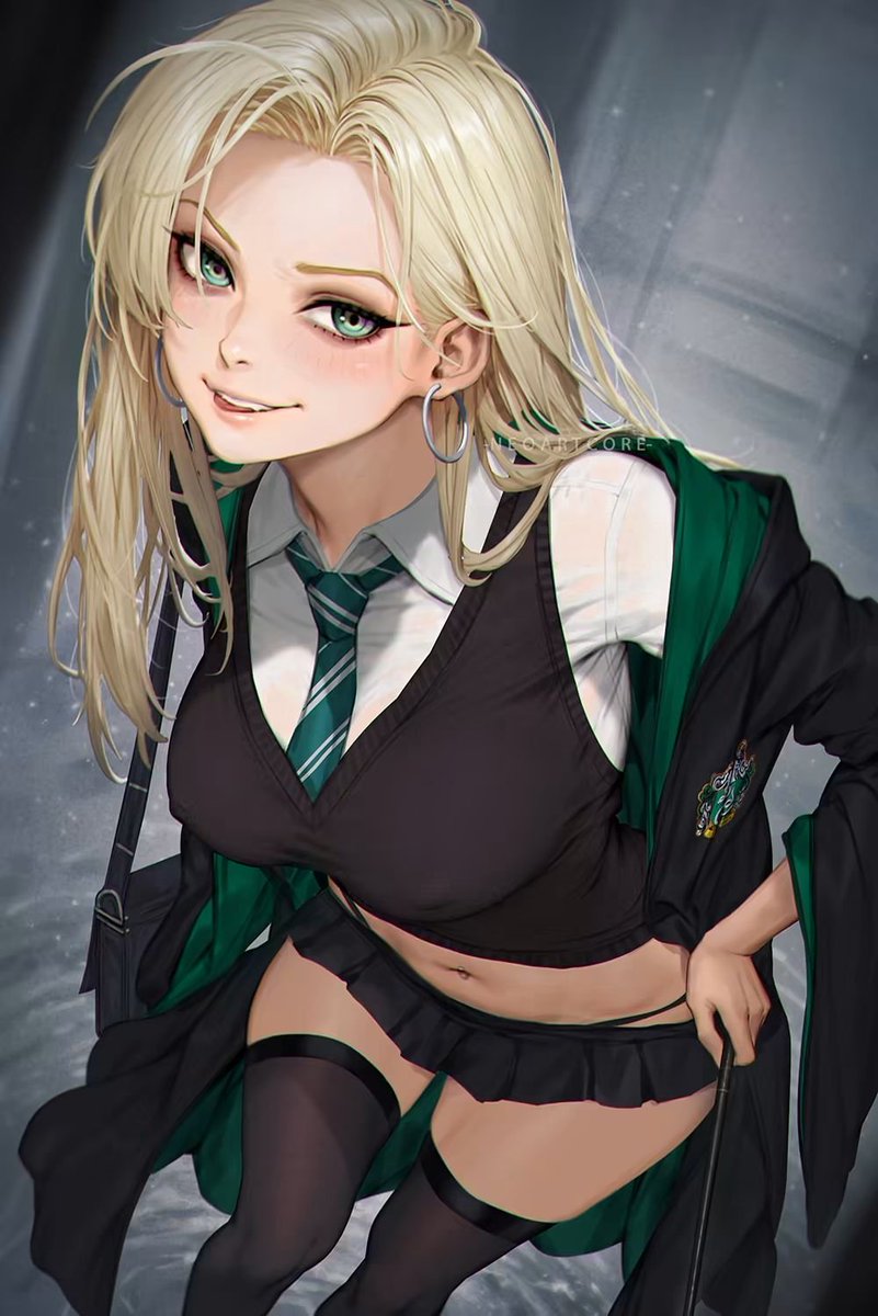 envurz's tweet photo. // Currently obsessing over Fem!Draco Malfoy https://t.co/7r3r10UVUB