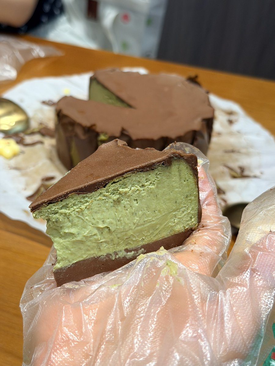 chnchngzi's tweet photo. 手动美味😋。 #美食 #甜品 #sweets #互关 https://t.co/8huS1xERg7