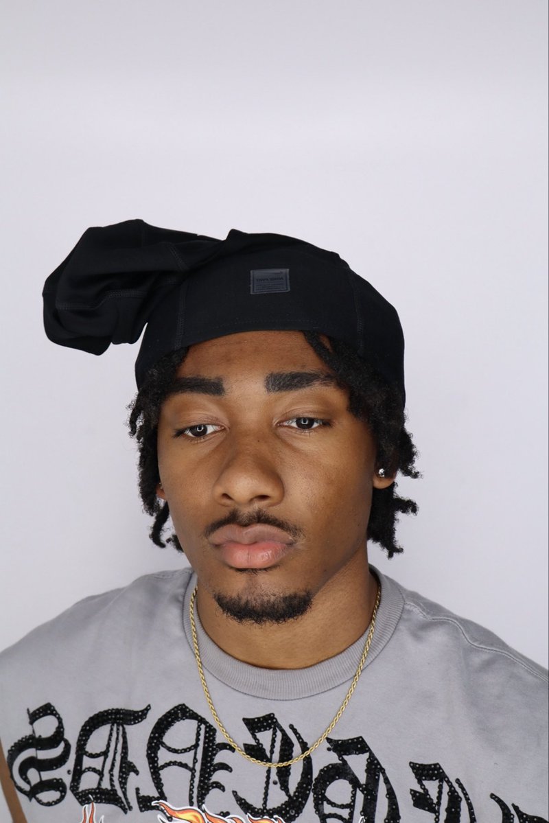 jdnwave's tweet photo. Serious vs goofy vs staring contest https://t.co/k5mcyyuzXO