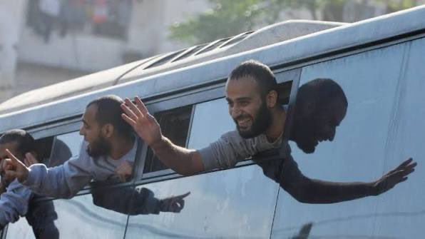 adamemedia's tweet photo. JUST IN: 🇮🇱 🇵🇸 🇶🇦 The Prime Minister of Qatar just confirmed what we all knew.  

Hamas offered to give Israel all of the civilian hostages at the beginning of the genocide in return for a temporary ceasefire. 

But Israel REFUSED. 

Qatari PM: “they rejected to even entertain the idea.”

It was never about the hostages. Israel had no interest in them, even for a temporary ceasefire. 

They were waiting for Oct 7, they wanted to commit genocide.