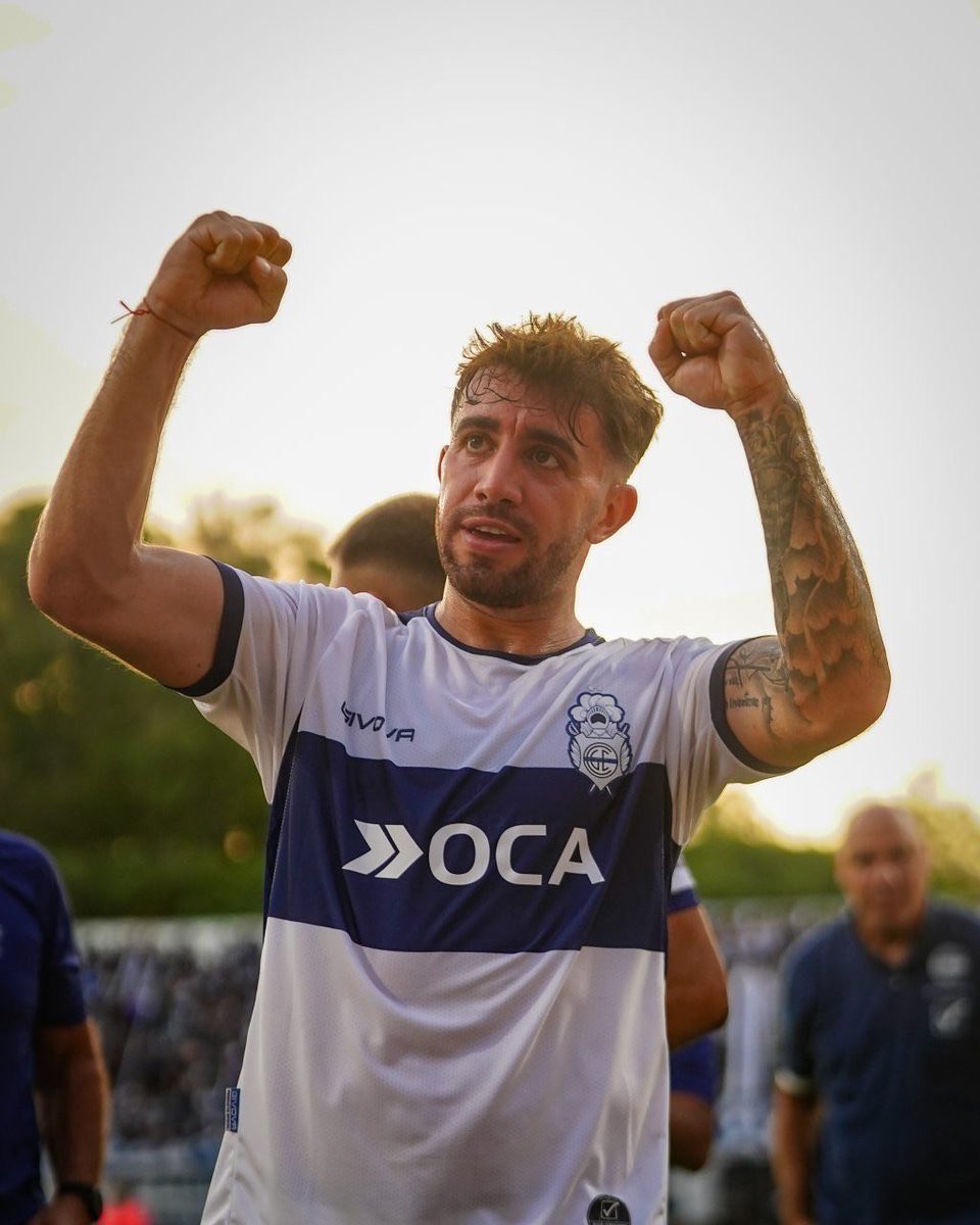 leamaza's tweet photo. #GELP #CGE 🚨 A. Auzmendi en @MundoTriperoOK : “me encantaría quedarme en @gimnasiaoficial . Está todo en los papeles, dependerá de la dirigencia y de Carlos (Anacleto) si hacen uso de la opción o no. Estoy muy feliz acá” https://t.co/iHGCf4jBsj