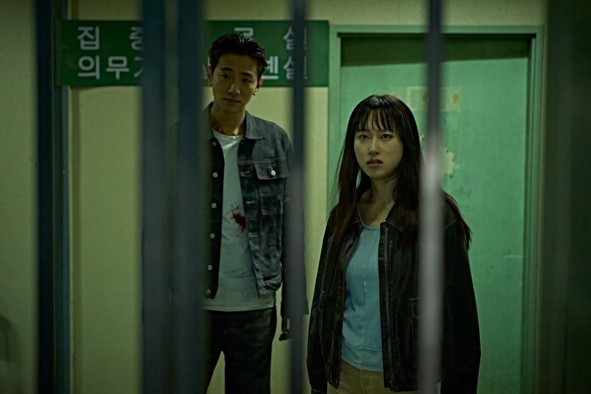 gemis0da's tweet photo. new stills for ryu hyeyoung and nam yoonsu's film ‘killing time’ 킬링타임

in theaters October 21 (fucking finally) https://t.co/62vp3ctaJ4