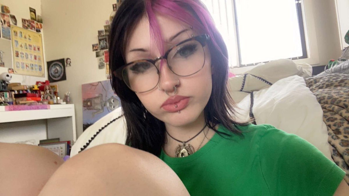 dumb4ladyval's tweet photo. Who's excited for locktober, anyone wanting to be locked up by me dm me nowww #locktober #femdom #nsfwtwtًً  #cuck https://t.co/kcje4UGhkF
