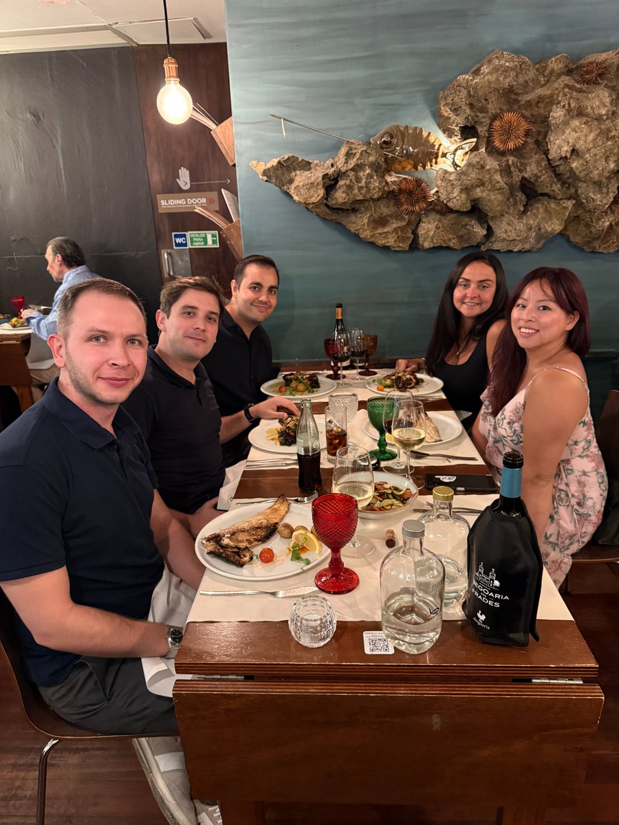 IncomeAccess's tweet photo. 🚀Great start to #SBCLisbon! 
 
We loved connecting with Tomás Rebello de Andrade from Clever Advertising and Veronica Centeno, Lucas Pereira, and Luis Abdala from Superbet.

If you're in Lisbon, stop by booth E216 and say hi!👋📷

 #iGaming #IncomeAccess #Paysafe https://t.co/hV2q7VrXta