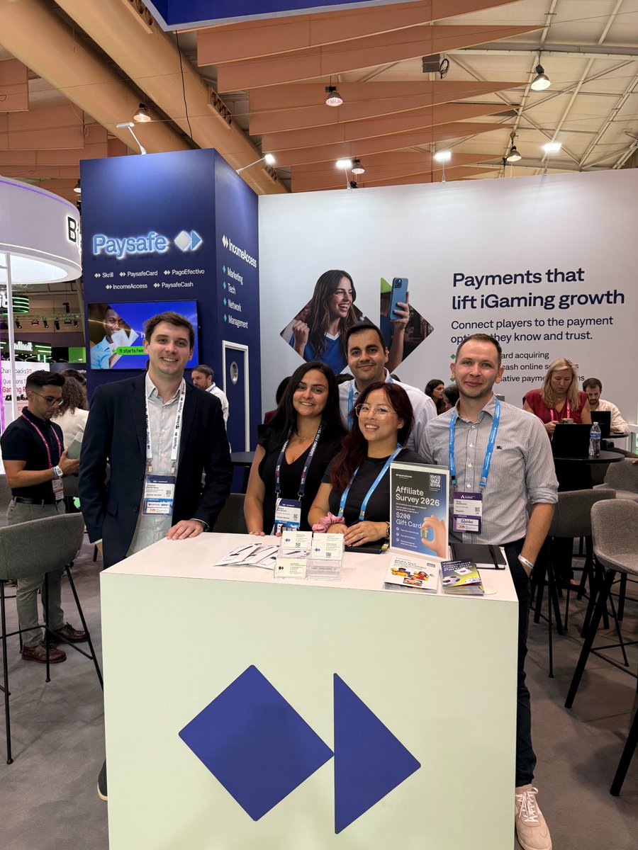 IncomeAccess's tweet photo. 🚀Great start to #SBCLisbon! 
 
We loved connecting with Tomás Rebello de Andrade from Clever Advertising and Veronica Centeno, Lucas Pereira, and Luis Abdala from Superbet.

If you're in Lisbon, stop by booth E216 and say hi!👋📷

 #iGaming #IncomeAccess #Paysafe https://t.co/hV2q7VrXta