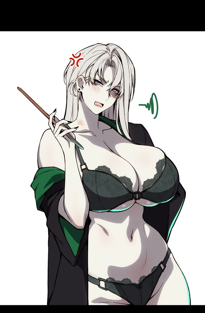 SNIARvii's tweet photo. Malfoid with green lace https://t.co/46ma4o58lw