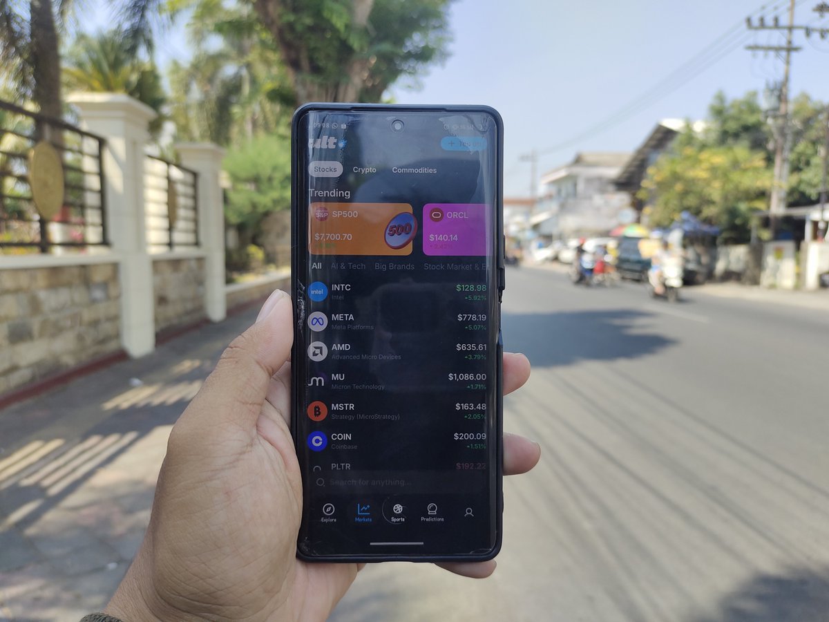 MhWhdy's tweet photo. Everyday with Ult @UltApp
From coffee breaks and work sessions to exploring markets and sports - Ult is always with me.
One app, different moments, every day.
#Ult #ultapp #cronos #trade https://t.co/ew81BQoYLU
