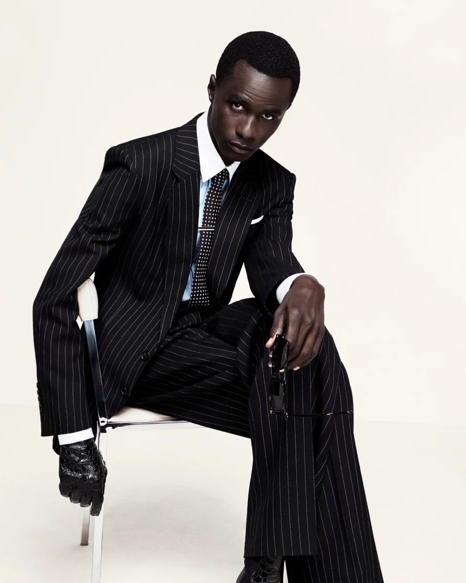 DAMAN_Magazine's tweet photo. Ready to experience a bold new era of sartorial glamour? Discover Tom Ford’s Fall 2026 Collection

Read more
https://t.co/cMDsW1xXHi https://t.co/aMeiNVwEDq