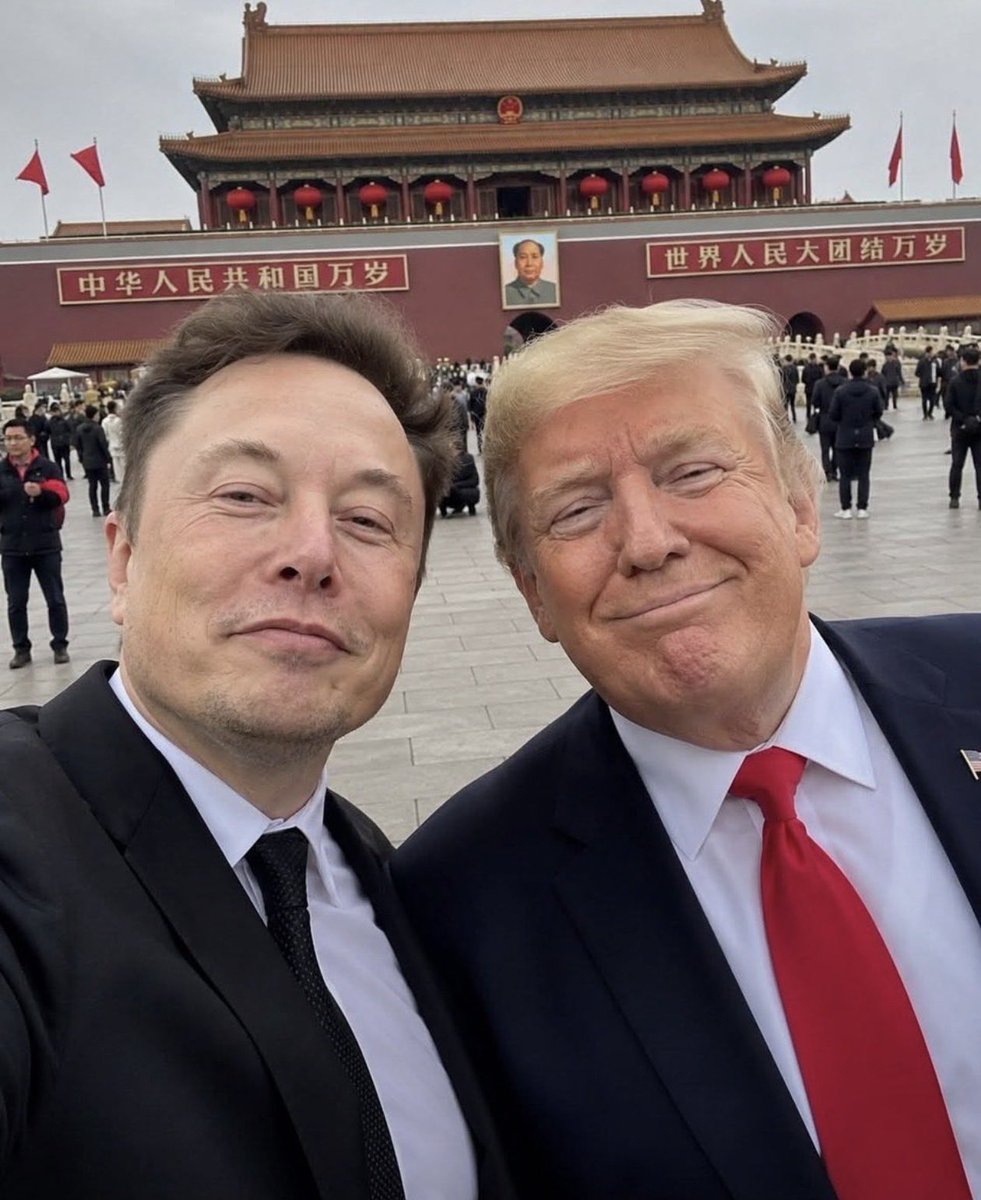 SpaceXFuture912's tweet photo. You can spend 24 hours with ONLY ONE
of them.

Elon Musk
Donald Trump

What's your choice and why? https://t.co/XvhelmSk4P