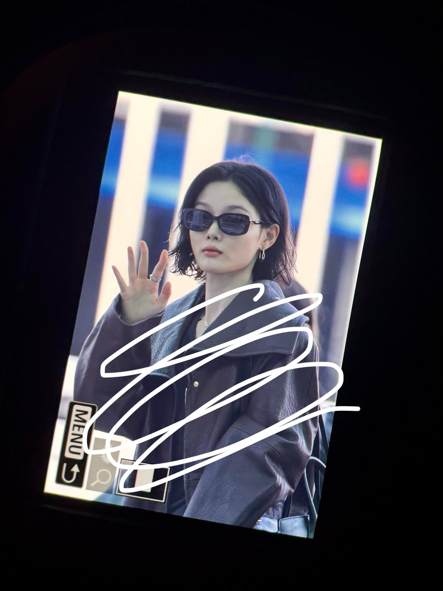 dance_deri's tweet photo. 260930 공항 출국 대리찍사  사후 판매 합니다
 
김유정 KIMYOUJUNG

대리찍사 댈찍 데이터 DATA https://t.co/IuOhbvl7qI