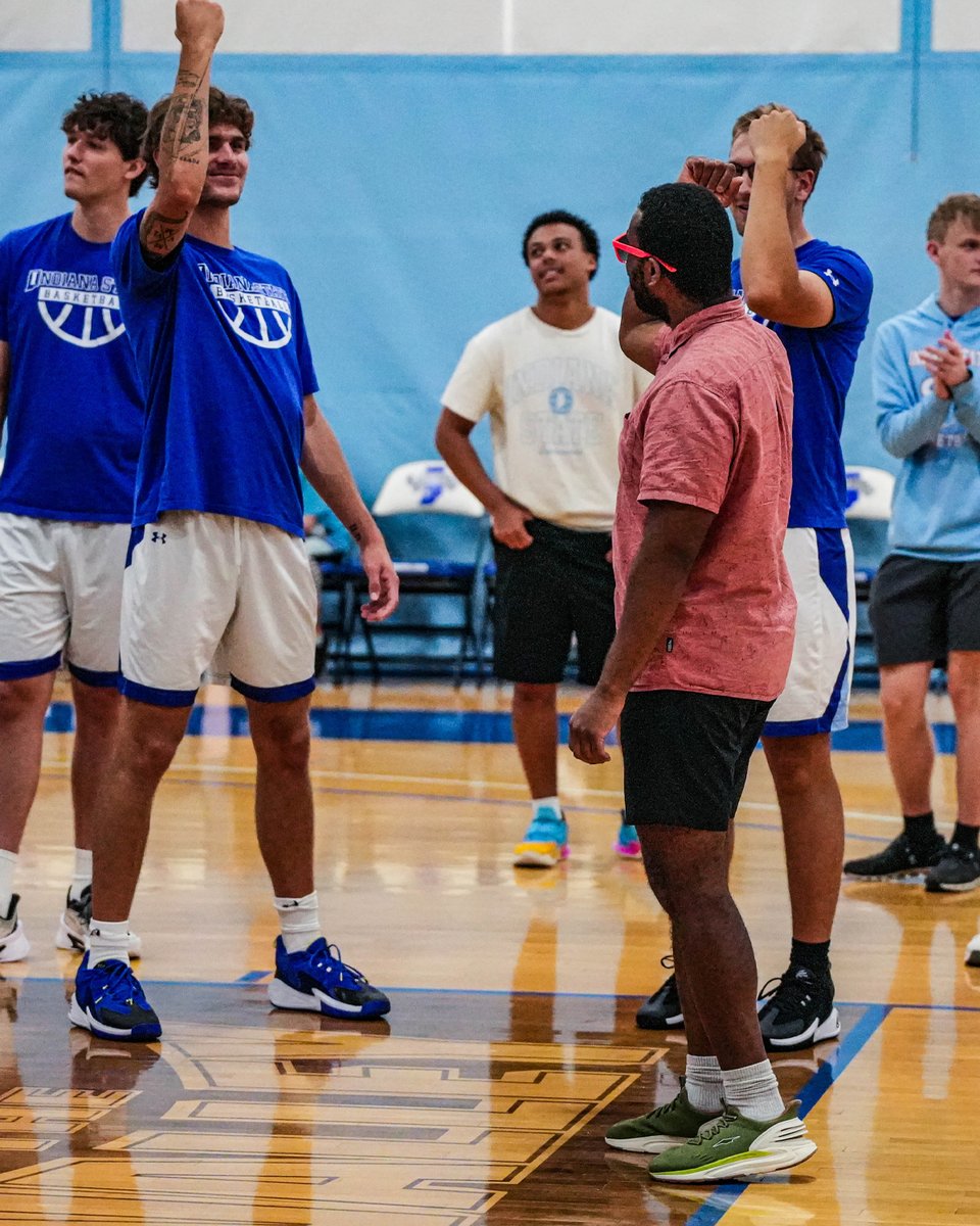 IndStBasketball's tweet photo. Glad to partner with the Happiness Bag as we welcomed the Special Olympic Athletes from Vigo County for our annual clinic tonight. Special thanks to @IndStWBB alum Jodi Moan for your support in helping us coordinate a fun evening on and off the court!

#MarchOn https://t.co/L096pMG4a5