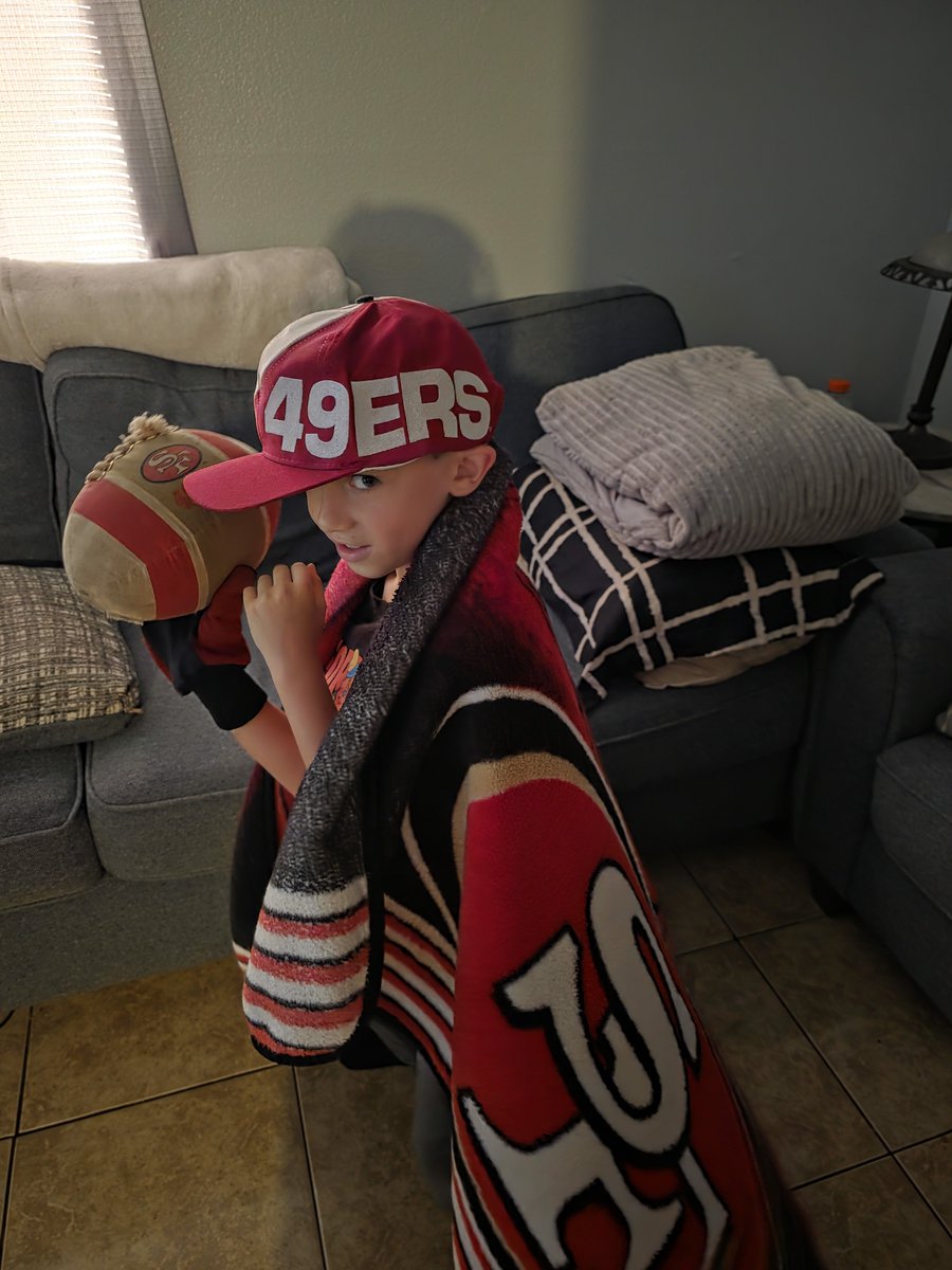 Wart0wn86's tweet photo. #49ers #myboy #Tucson https://t.co/RHsT1szESK