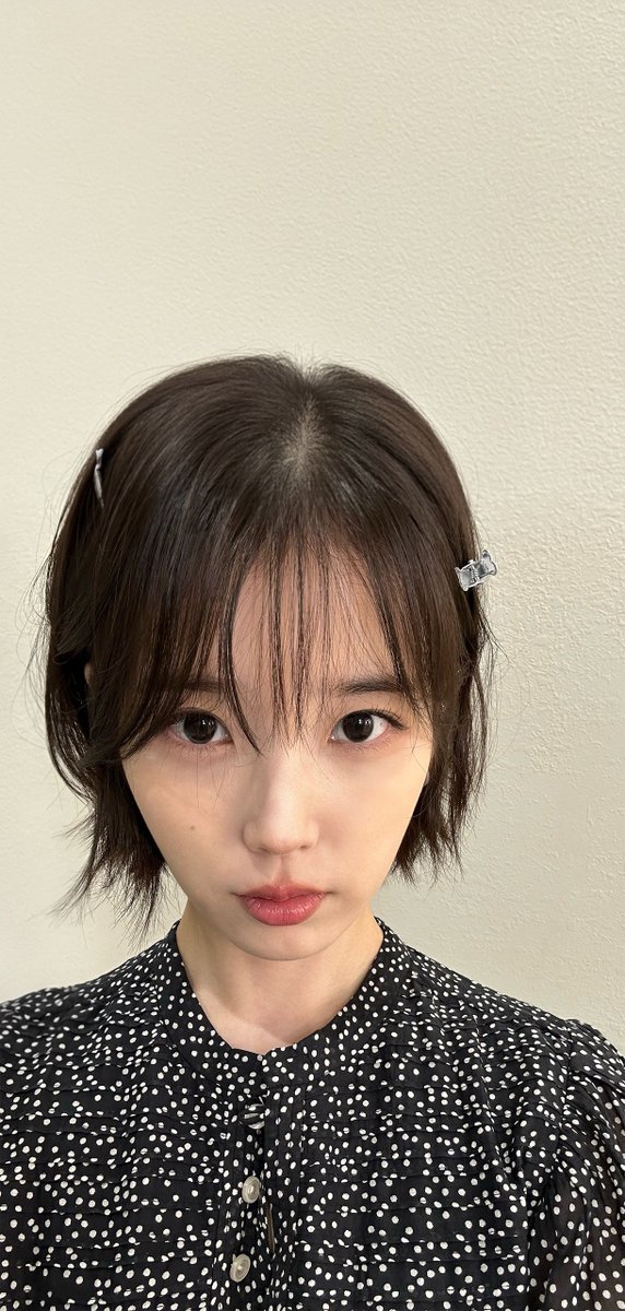 wyjc516's tweet photo. 아이유시 
IU Instagram 
mobile wallpaper 
#아이유 #IU
#유애나화력은_스밍으로부터
#애나야_스밍하자
#이별로부터 #UnknownPlanet
#Dear_my_crazy_soulmate https://t.co/w0wSJYMVH0