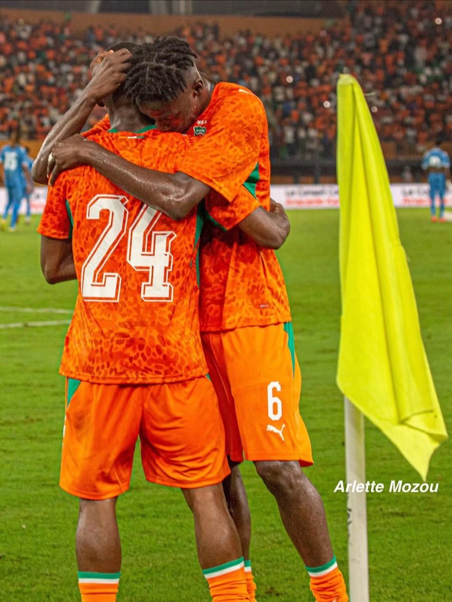 GraceDeka225's tweet photo. La jet set ivoirienne 🤩🇨🇮🔥 https://t.co/K1y3yxTEw5