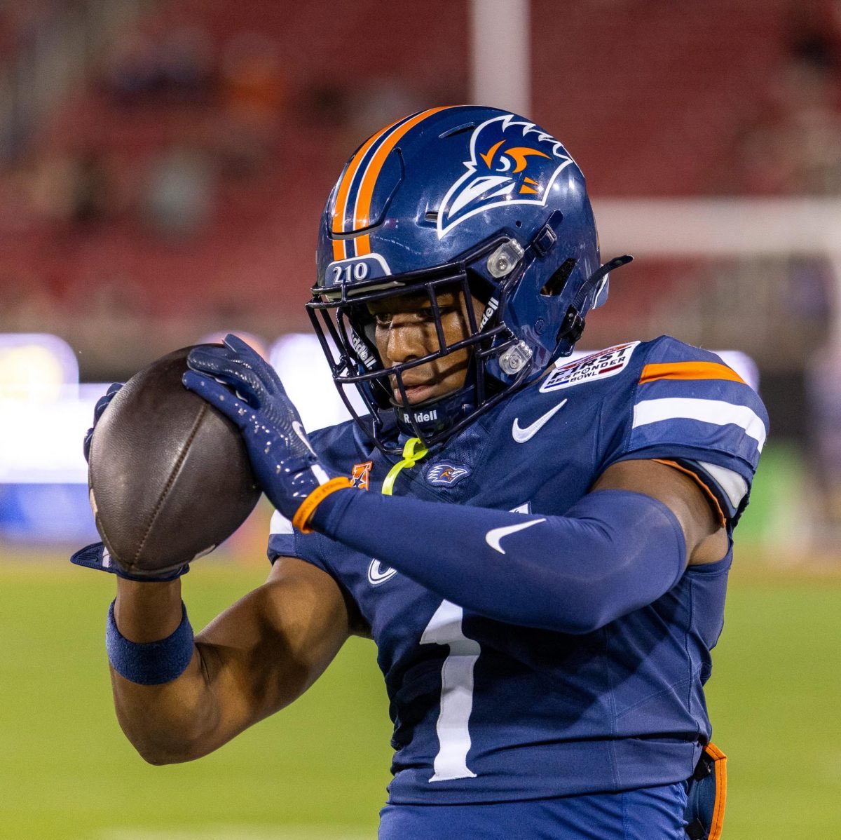 justlilbaby0's tweet photo. blessed to receive my 1st D1 offer from  @UTSAFTBL 💙🧡@CoachTimYoder @CoachCGrundy @KurtTraylor @denarius11 @rashaun_woods @LionelWrenn @justinwells2424 @GaryR_Woods5 @CoachMoWren https://t.co/BepkvONiIB