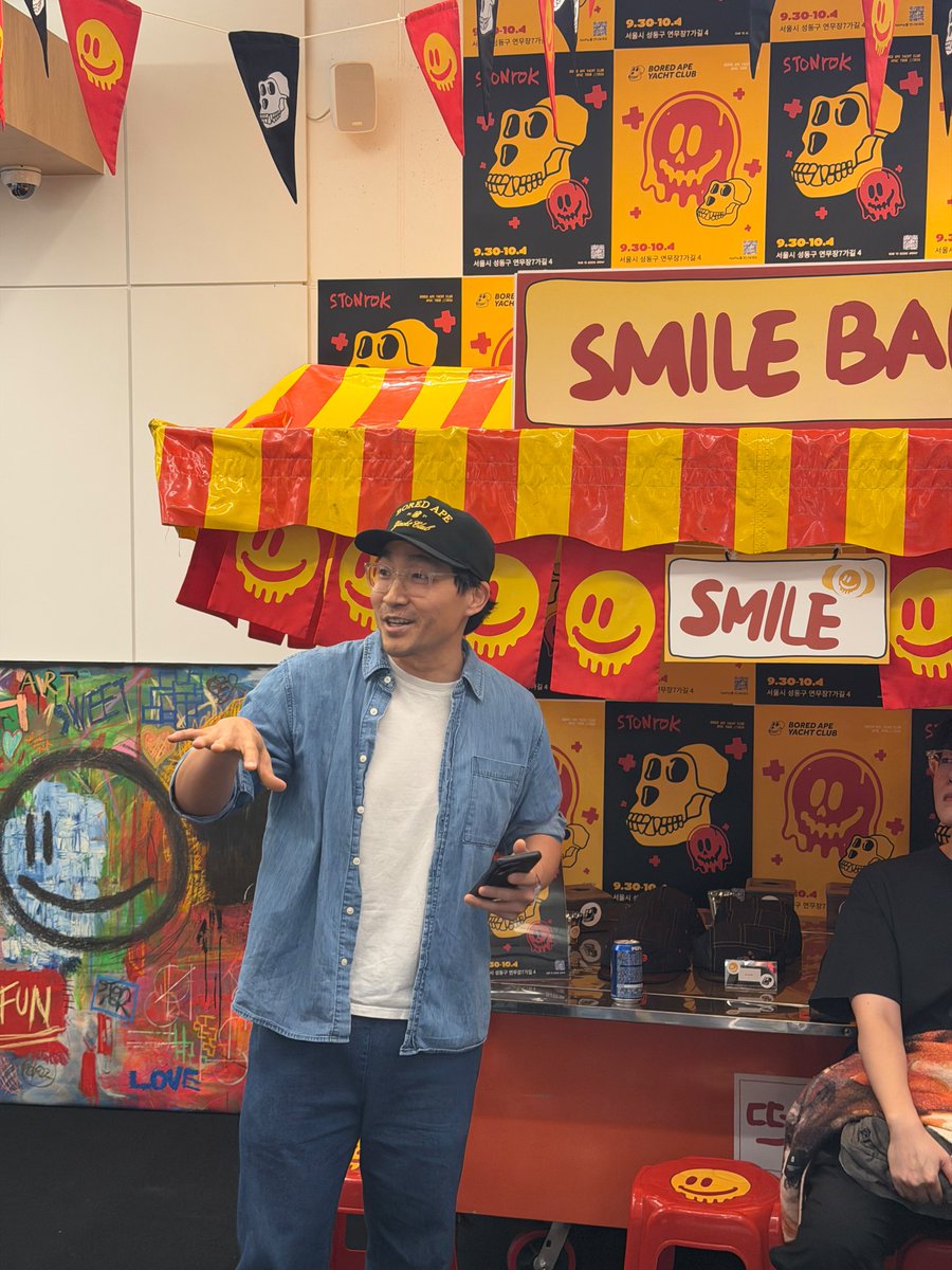 MutantApeJack's tweet photo. VIP pre-opening of the BAYC x Stonrok pop-up, @mfigge and @wonk1m on stage, and ApePay announced

When Figge took over he put IRL, experiences and lifestyle first. This is it.

Thank you @Apesofkorea for having us. Open 1 to 7PM until October 4 in Seongsu🇰🇷 https://t.co/B9UyXdLlHY