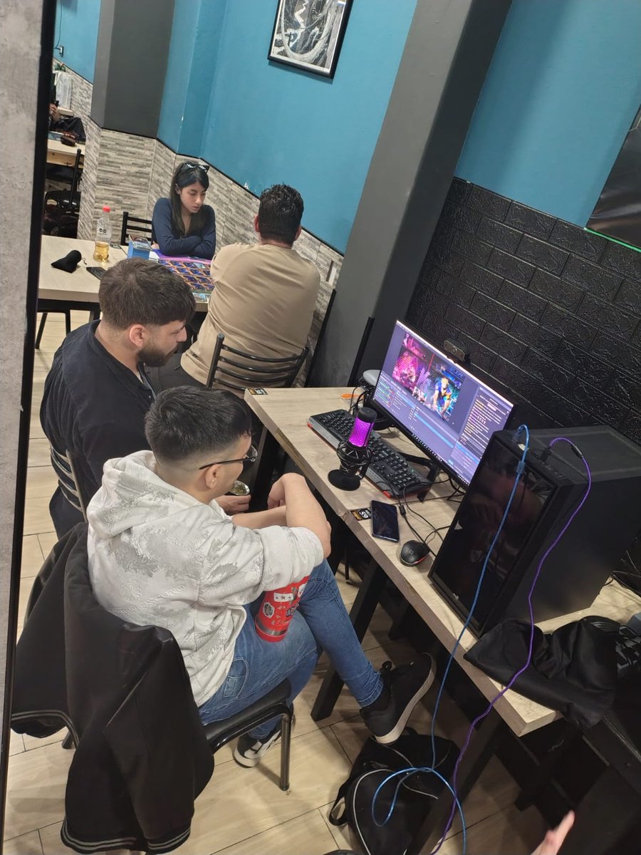 Cartu_Cup_'s tweet photo. Les dejamos algunas fotos de la jornada del domingo.

Gracias a todos los jugadores, espectadores y colaboradores por hacer posible otro gran evento.

#StreetFighter6 #FGC https://t.co/VjhjKIIgYB