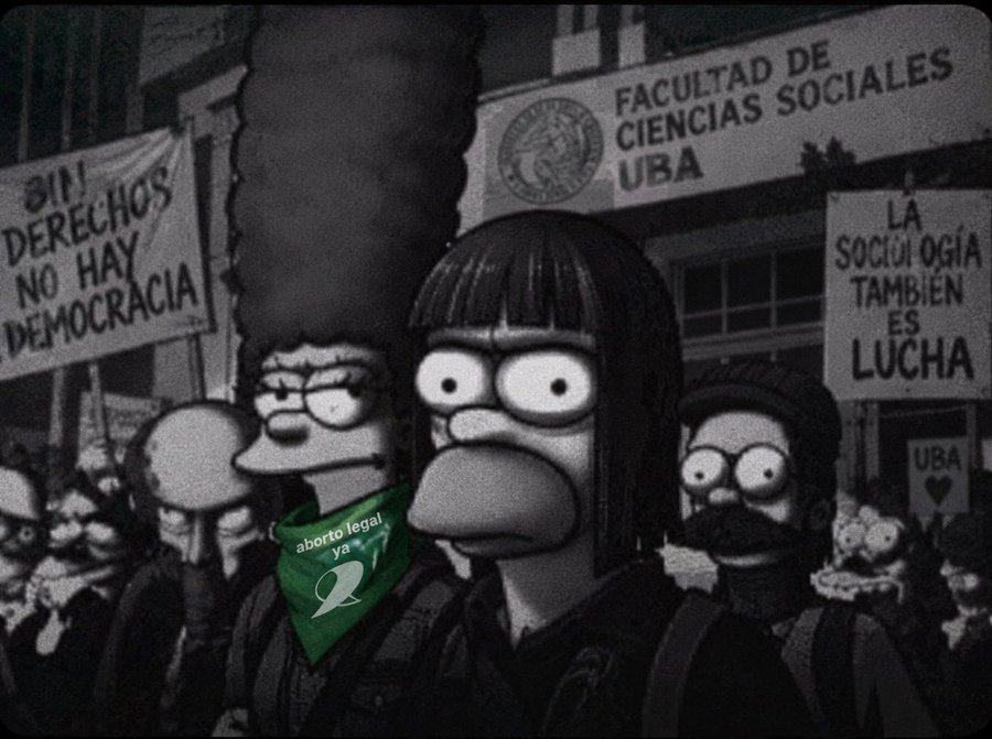 KayassProm's tweet photo. Cómo te miran los peronistas en argenpija cuando un papa católico actúa como un papa católico https://t.co/f0dAvweHNb