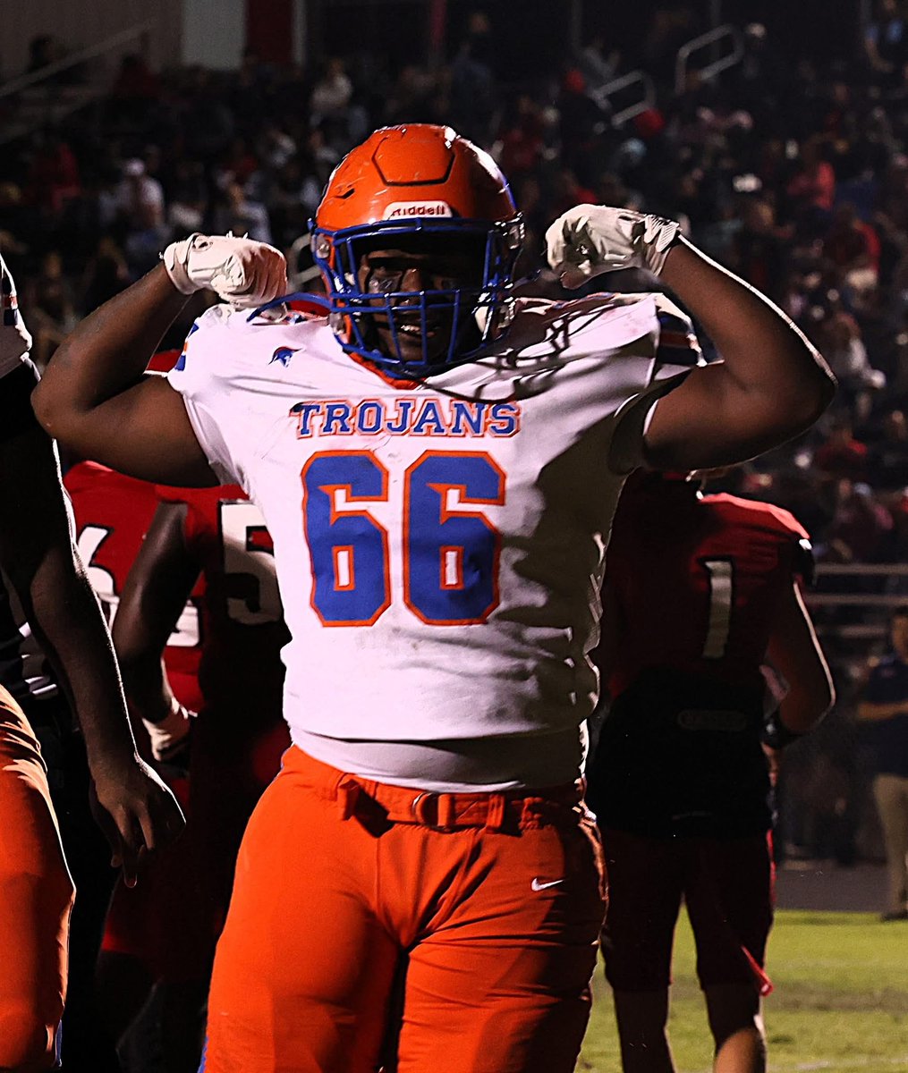 DemontraiCooper's tweet photo. Mid SZN highlights ‼️
UNDEFEATED‼️

https://t.co/QJxXKl4OQk

@ji_trojan @CoachJMcKoy @PrepRedzoneSC @PRecruiting7 @DAWGHZERECRUITS @247recruiting https://t.co/rU71IAiz3F