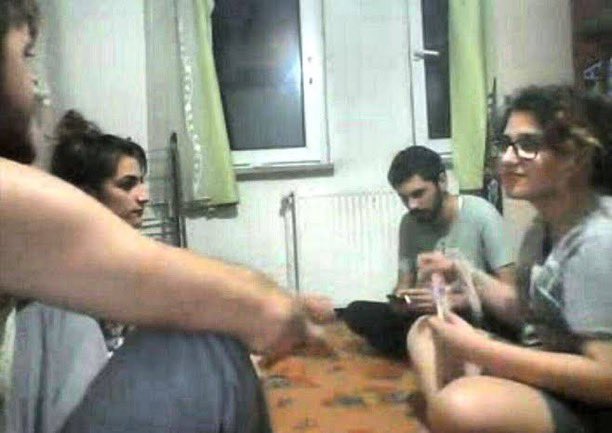 yngirt's tweet photo. Daha iyisi gelmedi hala https://t.co/SNi0odwJci