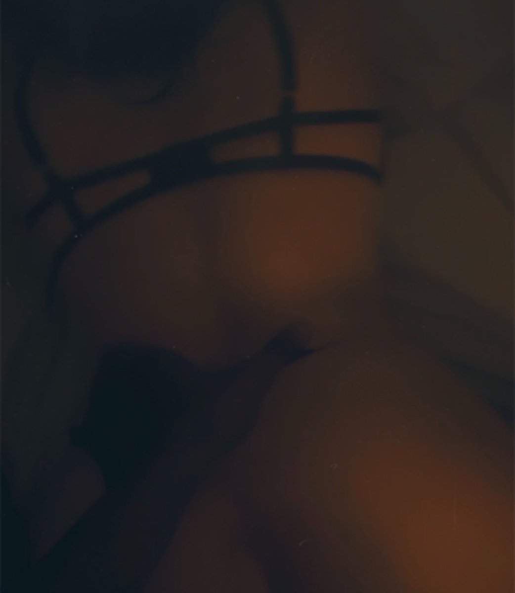 prettynsecret's tweet photo. Content who’s buying? 😅😏 you know you want too😘😘 https://t.co/mUaTSAlAwW