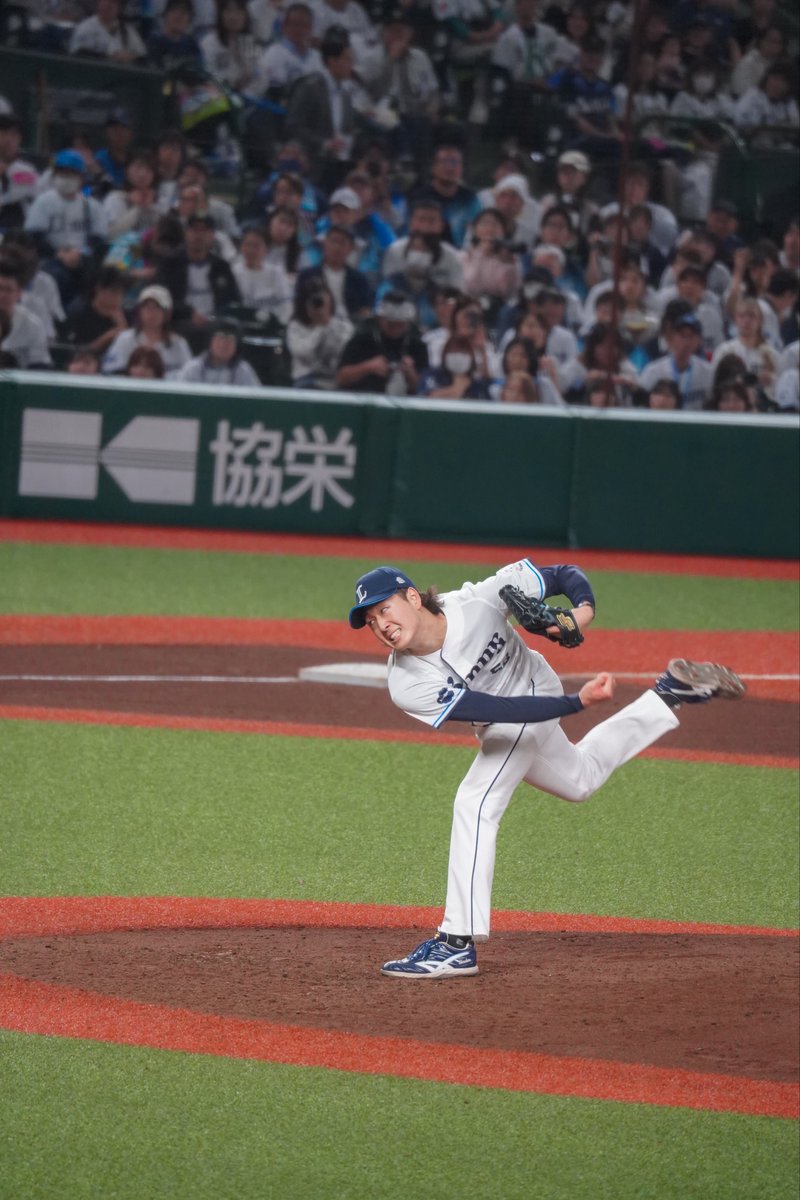 Namio_dao's tweet photo. シノカイノクロージングを
今シーズンラストのホームで決めてくれて、見れて、嬉しかった。

2人とも、美なんですよ。

#seibulions
#篠原響 #甲斐野央 https://t.co/PheowfGFkx