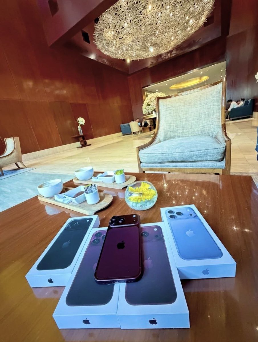 MoksedulYT143's tweet photo. We’re giving away 4 iPhone 18 Pro Max devices to 4 lucky followers! 🎁

No rules or conditions. Just like this post and comment “DONE” below.
&amp; follow @Shahin_YT_9 (must)

The winners will be announced tomorrow at 12:00 AM. Good luck! https://t.co/FPdSiLKxcY