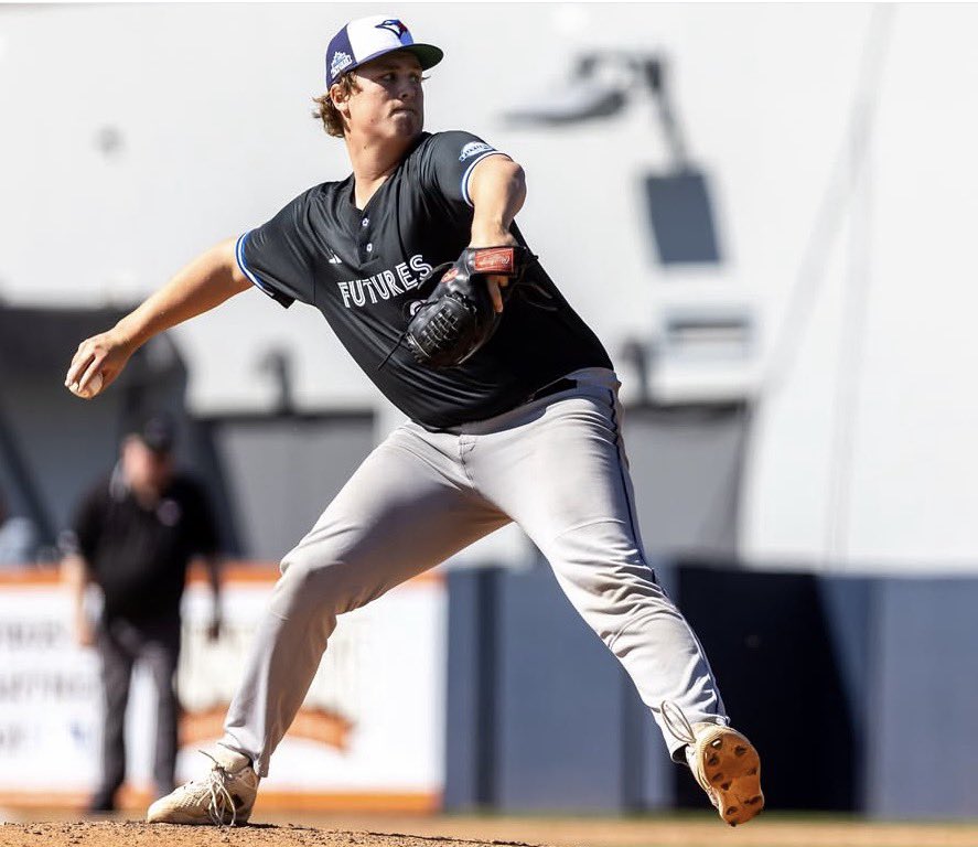 AcademyAhp's tweet photo. Some 📸’s of the boys at the recent Blue Jays Canadian Futures Showcase! https://t.co/Is730NoMkB