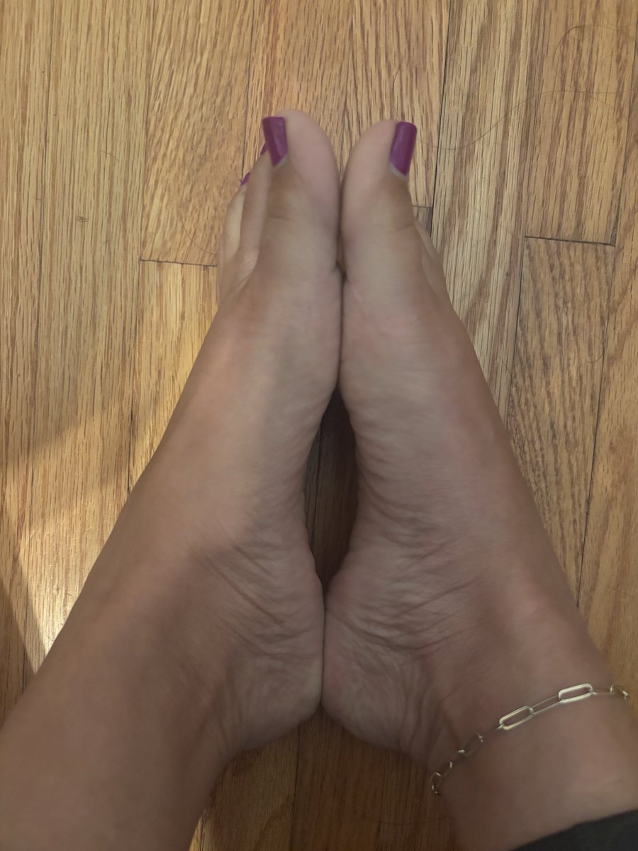 MiaMexIta's tweet photo. @FeetFinder https://t.co/jG2LU6FCrU