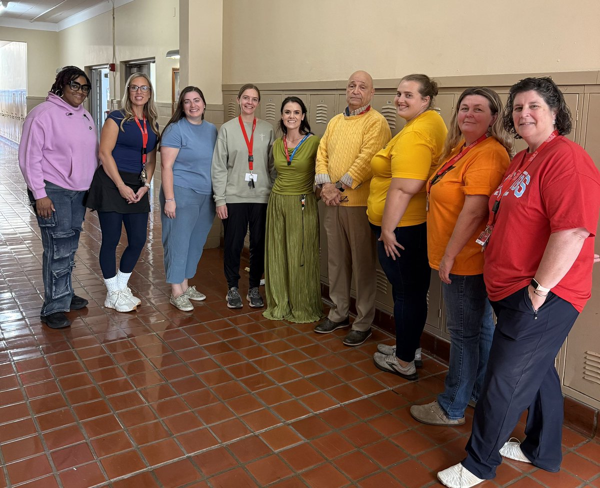 VASJHighSchool's tweet photo. Not to be outdone on “duos, trios &amp; squads” day, the faculty and staff were just as creative posing with students, introducing the flannel boys, and maybe the best idea of the day…the third floor science dept did the visible light spectrum aka the rainbow 🌈 #spiritweek https://t.co/AMJakd7rXv