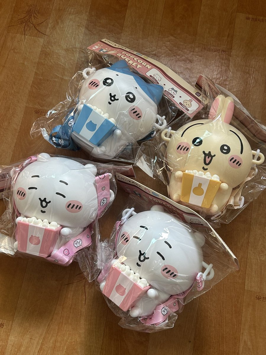 Barn3659's tweet photo. ���이카와 팝콘통 오픈런해서 삿어여 하치랑우사기는 오빠심부름으로삼 https://t.co/zzG4CJwEkL