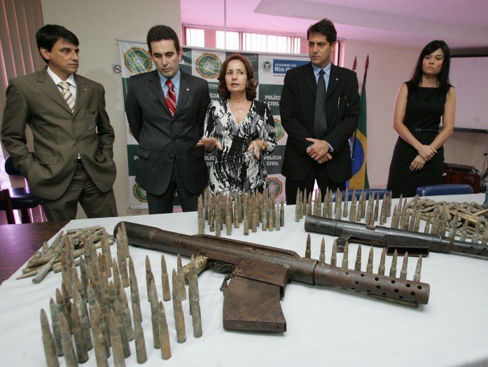 Ancalagon890's tweet photo. @interesting_aIl Another Brazilian Ork-tier gun?! https://t.co/i0DlSuodNp