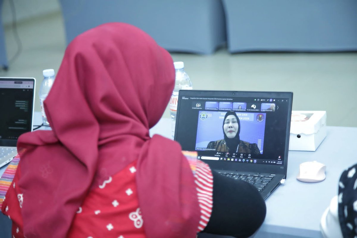 INFOBNN's tweet photo. GELAR RAPAT PENGOLAHAN DATA IKM LAYANAN REHABILITASI 2026, BNN DORONG EFISIENSI ADMINISTRASI DAN PENINGKATAN MUTU LAYANAN

BNN melalui Direktorat Pascarehabilitasi menyelenggarakan kegiatan Rapat Pengolahan Data IKM Penerima Layanan Rehabilitasi Tahun 2026. https://t.co/MORkZWSGm8