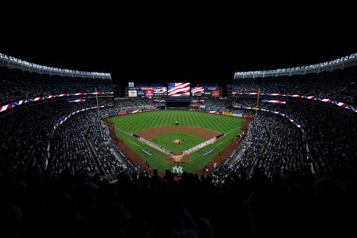 The stage is set #Postseason 
 [📷](https://pbs.twimg.com/media/HTbLBKNXMAASFe6.jpg) https://pbs.twimg.com/media/HTbLBKNXMAASFe6.jpg https://pbs.twimg.com/media