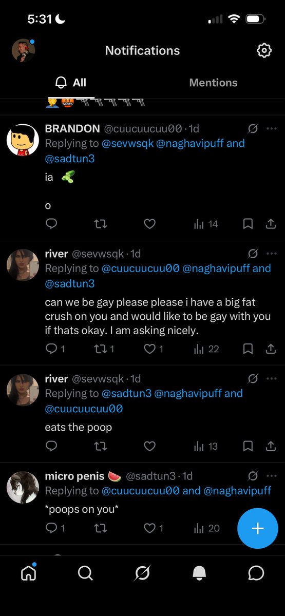 naghavipuff's tweet photo. um? Weirdos in my replies? Who the fuck roleplays nowadays :/ https://t.co/JhKmqQ6yeD