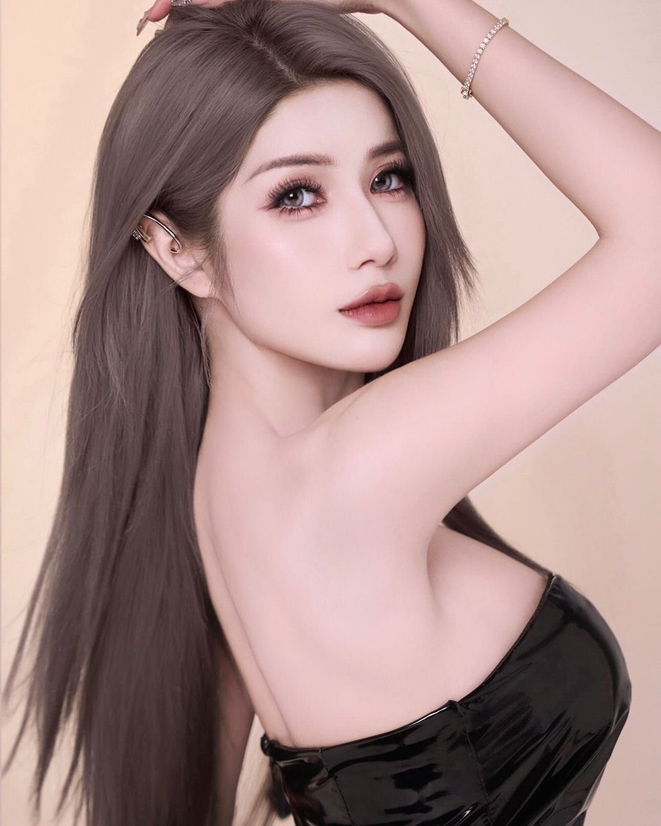 ZhanLanGuan's tweet photo. 17号展品（浓妆）@JasmineC2310 https://t.co/8rfJnOpdzB