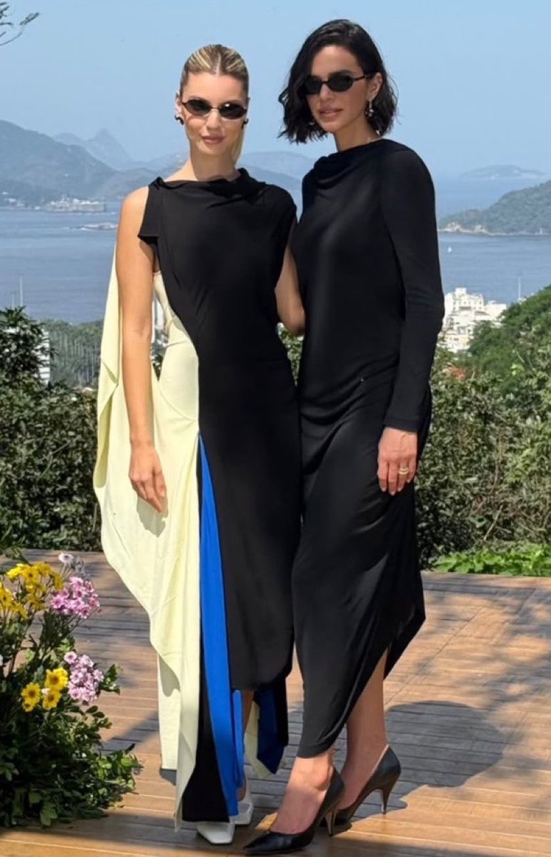 kccabeyoes's tweet photo. SIMPLESMENTE ALANIS GUILLEN E BRUNA MARQUEZINE!!!!!! https://t.co/SU4KOg3wD3