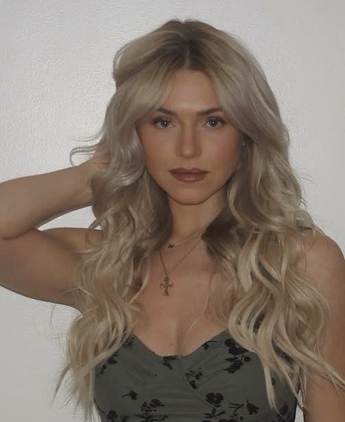 PoleSmithsofo's tweet photo. Like this post if it's 8in+ love to see it grow and throb on this sluts face https://t.co/XPXHYVUamm