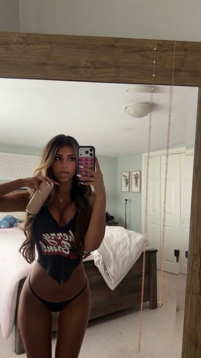 JoeMFseph's tweet photo. Hi gooners 🫶🏻 hit my DMs right now. :) #gooning #wankchat #wankbattle #bi #bwc https://t.co/2ABDJSMx50