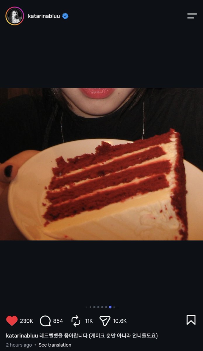 sunshine_080507's tweet photo. Karina: I love Red Velvet (not just the cake, but the unnies too) https://t.co/XdMrFAV04W