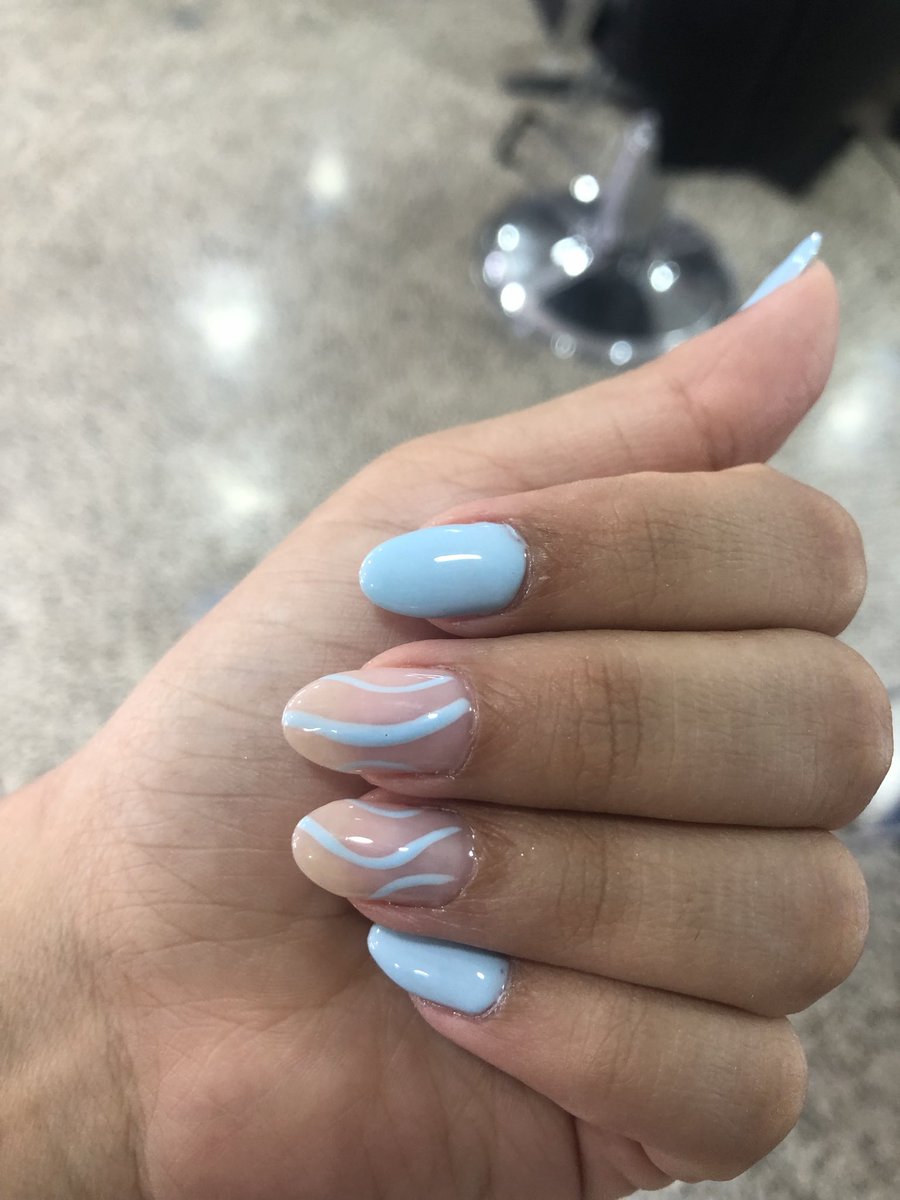 crsanzf's tweet photo. Back in 2022 when I was really into nail art https://t.co/6TLdVd1gkN