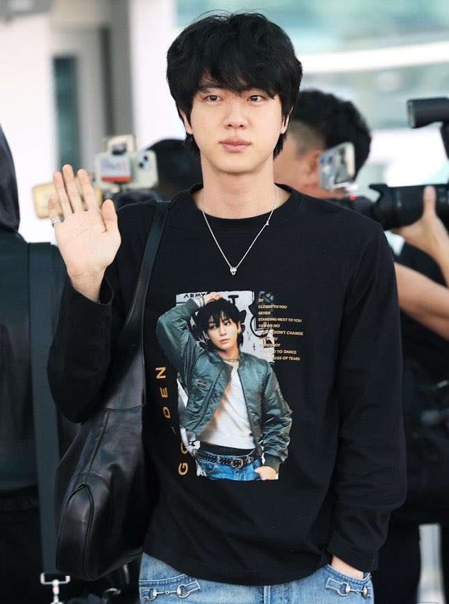 dreamjeons's tweet photo. seokjin wearing his jungkook merch yet again https://t.co/5ln8hlT8Z3