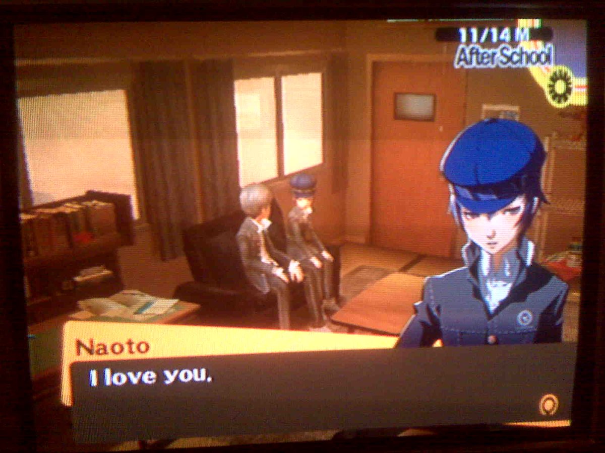 mimeemers's tweet photo. found a picture i took of my CRT in 2008. i was so in love with naoto at 14, she had me pulling out my motorola razr for this. https://t.co/c4wRz2JK74
