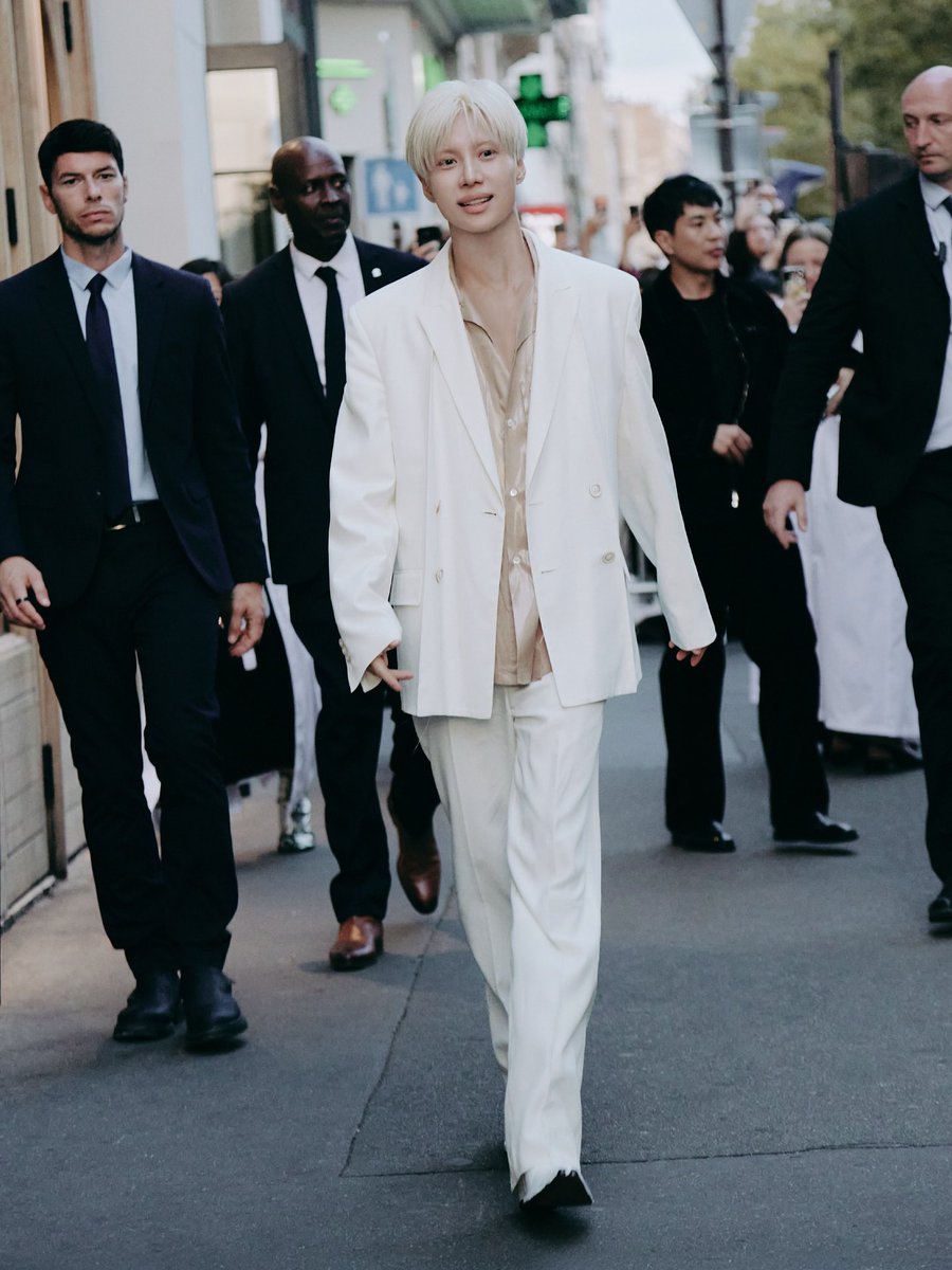Hibibi_Taemin's tweet photo. 260930🌹Taemin

funjinnn ig update taemin

https://t.co/DAOr4rsOf5

#TAEMINxMaisonMargiela
#TAEMIN #MaisonMargiela https://t.co/8NqeZpIHT0