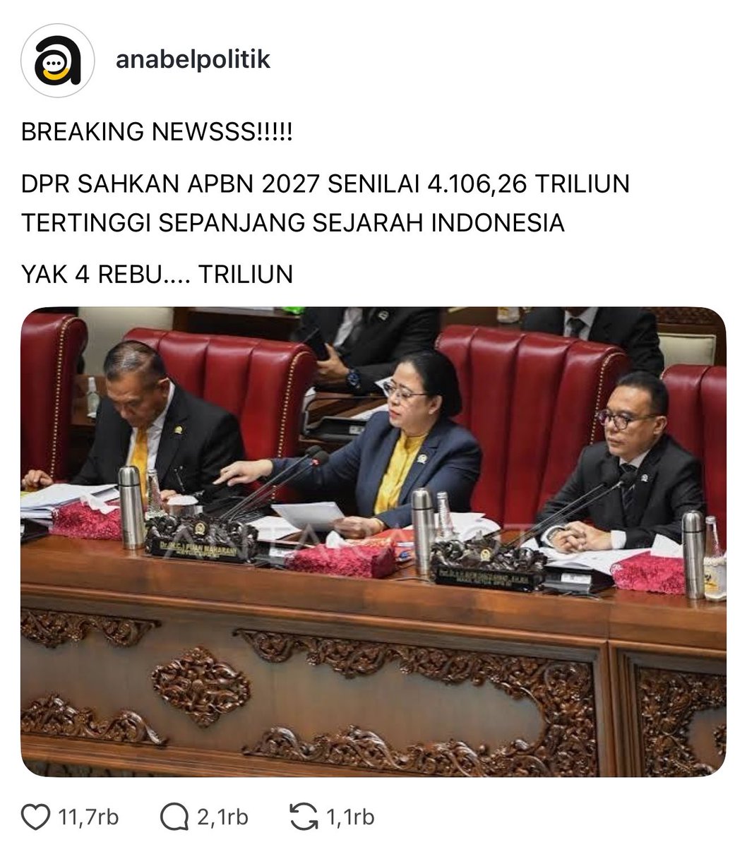 TanyarlBase's tweet photo. 💚 Sebenernya kalau 4rb trilliun ini di pakai dengan benar sejahtera sih rakyat Indonesia. sekali lagi 4rb triliun 😭😭 https://t.co/41sI5kKBim