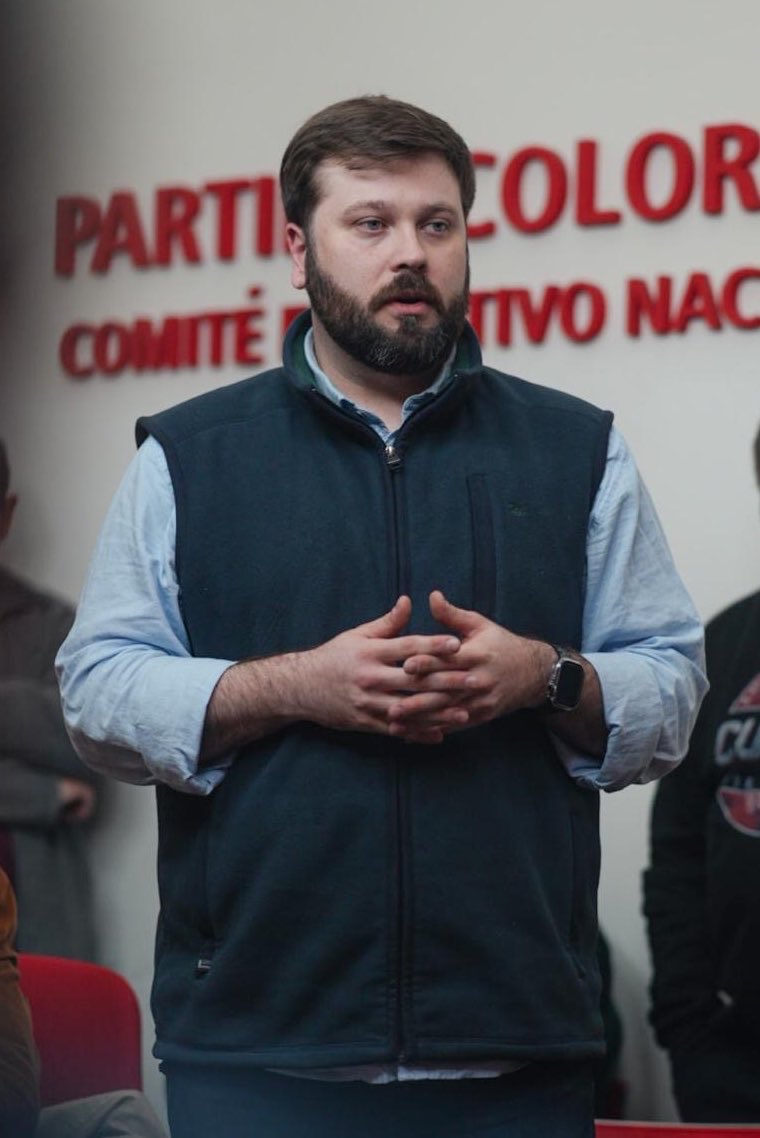 UJReformistas's tweet photo. A partir de hoy @diegoujr es el Secretario General del @partidocolorado en Montevideo. El Reformismo diciendo presente una vez más! Hay con qué 🔥🚩 https://t.co/uvHvOqpjZq