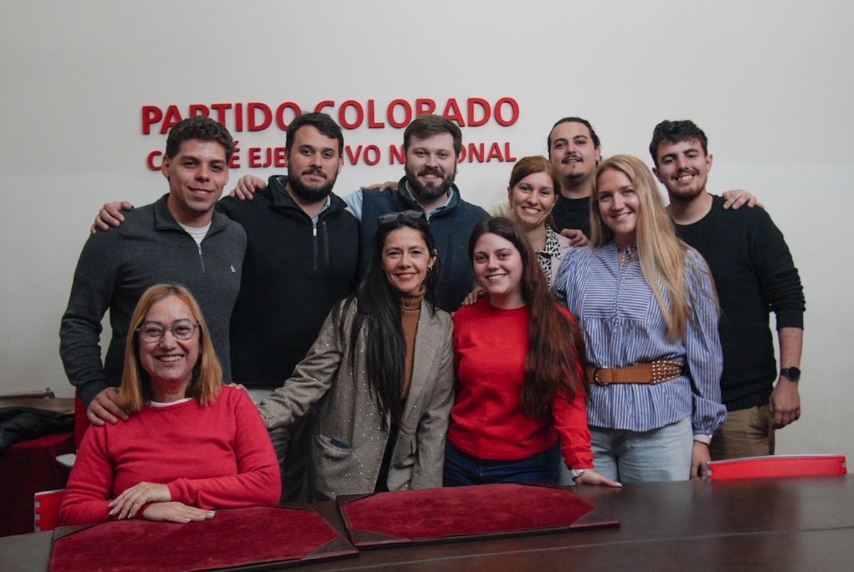 UJReformistas's tweet photo. A partir de hoy @diegoujr es el Secretario General del @partidocolorado en Montevideo. El Reformismo diciendo presente una vez más! Hay con qué 🔥🚩 https://t.co/uvHvOqpjZq